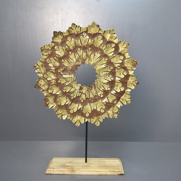 Carved Wooden Table Decor (GD1802)